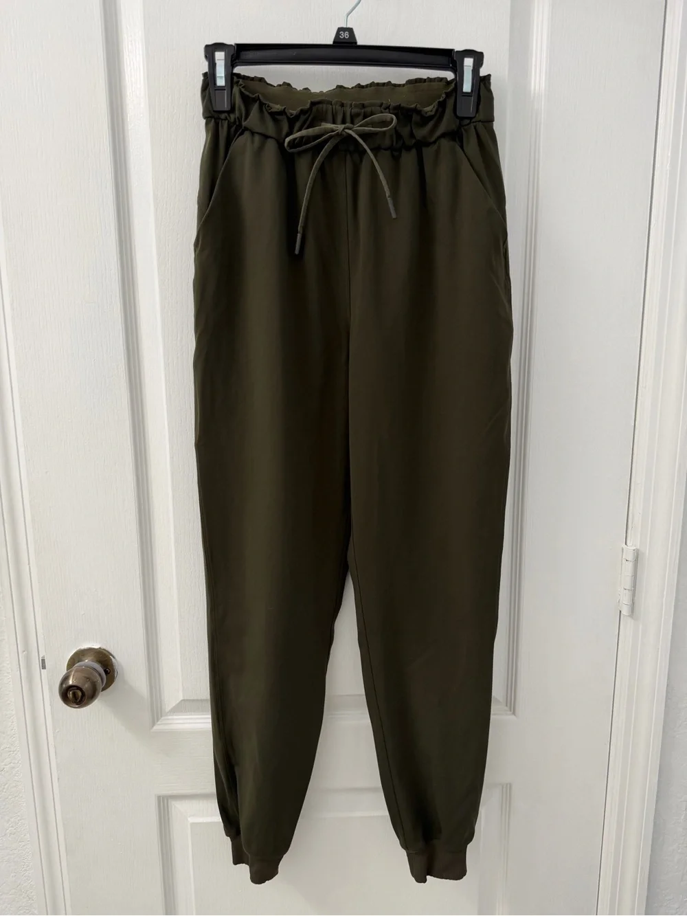 Lululemon Stretch Luxtreme High-Rise Pant *Full Length Rainforest Green (Size 4)